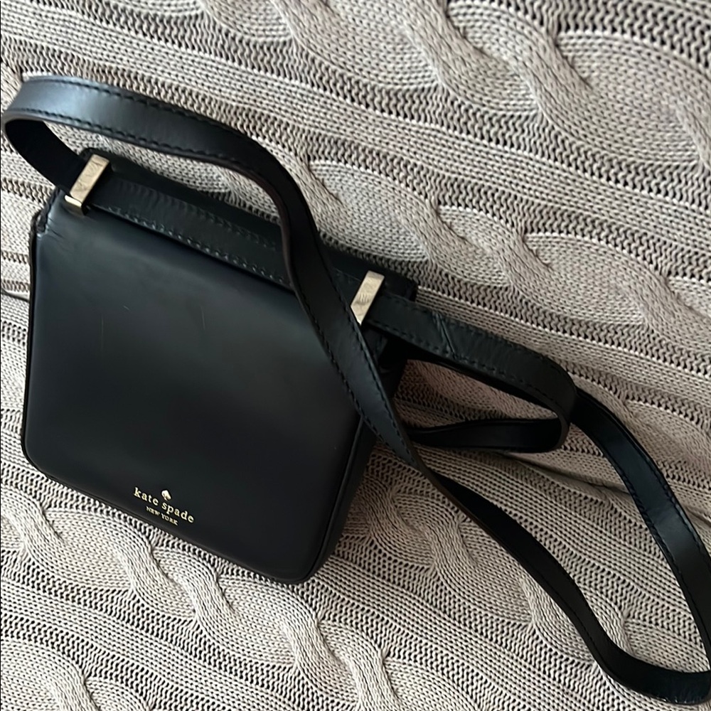 Kate Spade Black Crossbody Bag with Adjustable Strap - Picture 7 of 12